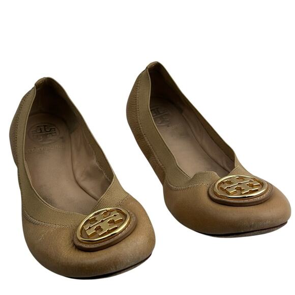 Tory Burch Caroline Women's Tan Leather Gold Logo Medallion Ballet Flats US 5M - Picture 1 of 14